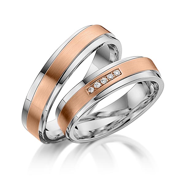 Set Bicolor trouwringen in inside platina 950 , outside platina 950 roodgoud 18 kt. met in totaal 0,025 ct. Briljant tw/si van acredo