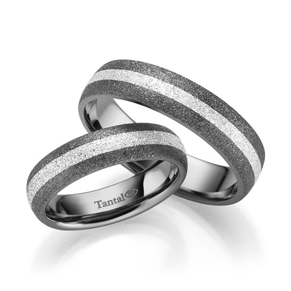 Set Bicolor trouwringen in inside Tantalum , outside Tantalum zilver 925 