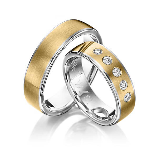 Set Bicolor trouwringen in ring witgoud 14 kt. inlay witgoud 14 kt. met in totaal 0,25 ct. Briljant tw/si van Eternal Touch - Y-1154-15 Set Bicolor trouwringen in ring witgoud 14 kt. inlay witgoud 14 kt. met in totaal 0,25 ct. Briljant tw/si van Eternal Touch - Y-1154-15