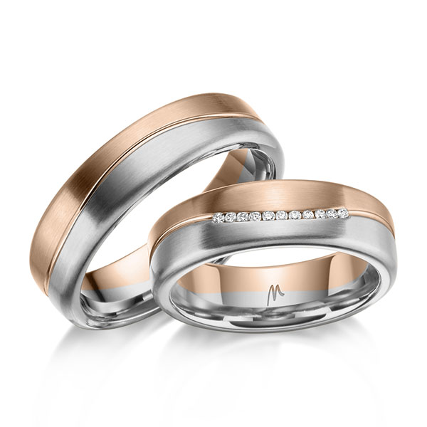 Set Bicolor trouwringen in roodgoud 14 kt. 600 Platinahoudend metaal (60%) met in totaal 0,11 ct. Briljant tw/si van Merii