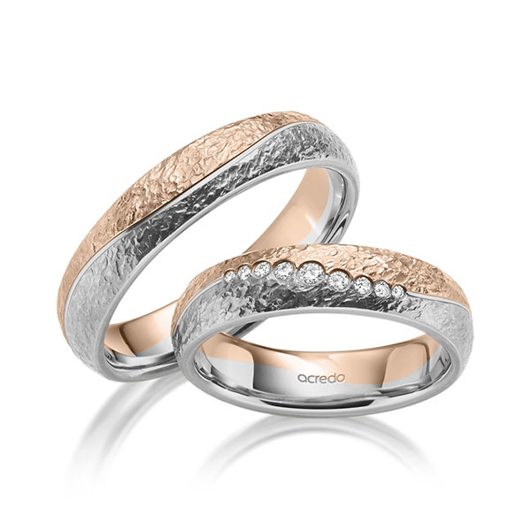 Set Bicolor trouwringen in roodgoud 14 kt. grijsgoud 14 kt. crushed met in totaal 0,101 ct. Briljant tw/si van acredo - A-2083-4 Set Bicolor trouwringen in roodgoud 14 kt. grijsgoud 14 kt. crushed met in totaal 0,101 ct. Briljant tw/si van acredo - A-2083-4