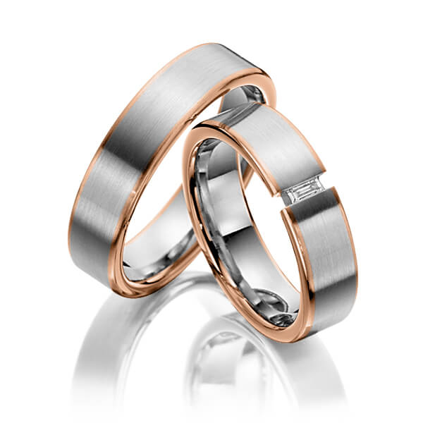 Set Bicolor trouwringen in roodgoud 14 kt. grijsgoud 14 kt. met in totaal 0,05 ct. Baguette-Diamant tw,vs van Eternal Touch