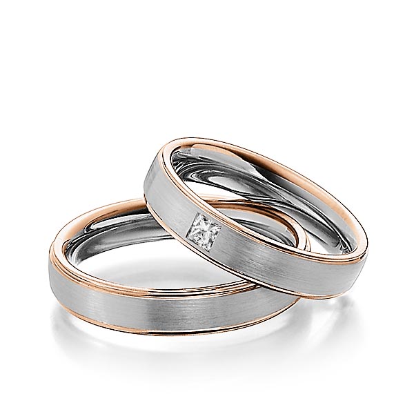 Set Bicolor trouwringen in roodgoud 14 kt. grijsgoud 14 kt. met in totaal 0,08 ct. Princess-Diamant tw/si van Steinberg
