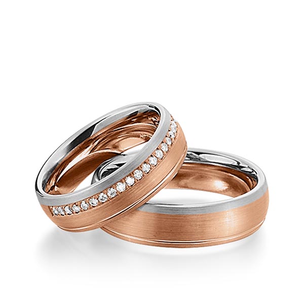 Set Bicolor trouwringen in roodgoud 14 kt. grijsgoud 14 kt. met in totaal 0,23 ct. Briljant tw/si van Steinberg