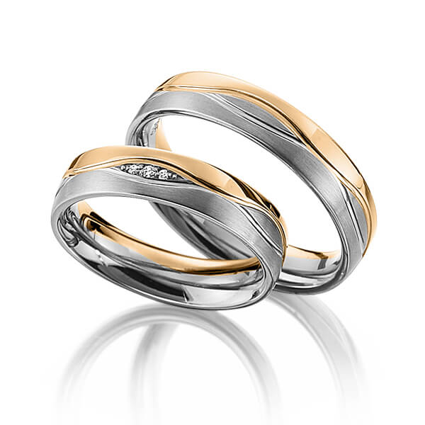 Set Bicolor trouwringen in roségoud 14 kt. grijsgoud 14 kt. met in totaal 0,018 ct. Briljant tw/si van Eternal Touch