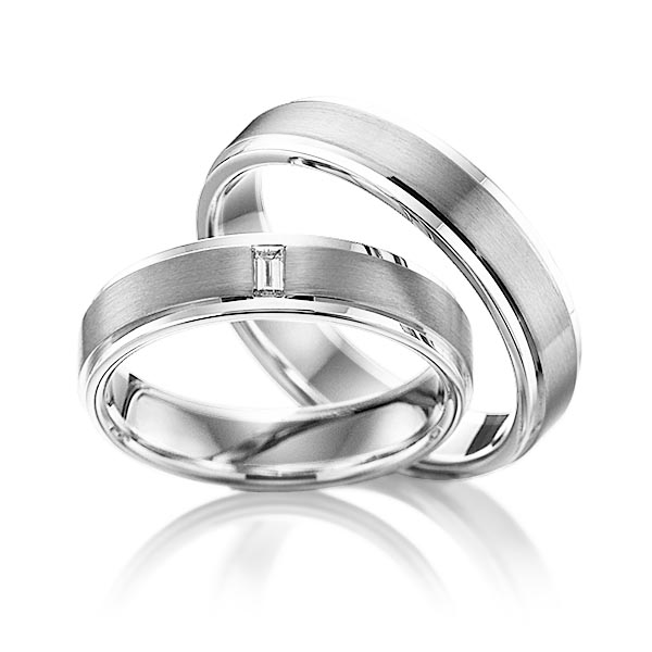 Set Bicolor trouwringen in witgoud 14 kt. dark grey gold 14 kt. met in totaal 0,06 ct. Baguette-Diamant tw,vs van Eternal Touch - Y-1107-17 Set Bicolor trouwringen in witgoud 14 kt. dark grey gold 14 kt. met in totaal 0,06 ct. Baguette-Diamant tw,vs van Eternal Touch - Y-1107-17