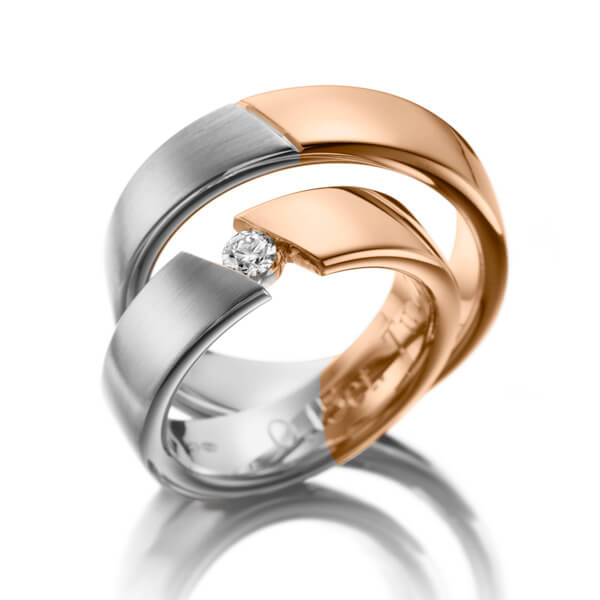 Set Bicolor trouwringen in witgoud 14 kt. roodgoud 14 kt. met in totaal 0,15 ct. Briljant tw/si van Eternal Touch