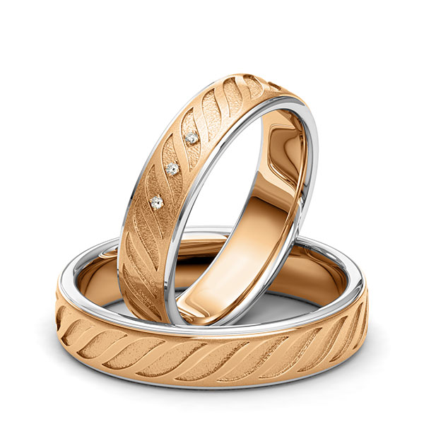 Set Bicolor trouwringen in witgoud 14 kt. roségoud 14 kt. Laser Structuur met in totaal 0,015 ct. Briljant tw/si van Eternal Touch - Y-1395-3 Set Bicolor trouwringen in witgoud 14 kt. roségoud 14 kt. Laser Structuur met in totaal 0,015 ct. Briljant tw/si van Eternal Touch - Y-1395-3