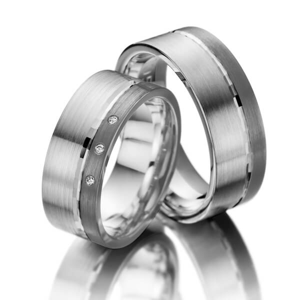 Set Bicolor trouwringen in zilver 925 palladium 14 kt. met in totaal 0,024 ct. Briljant tw/si van Merii