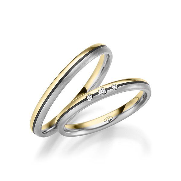 Set Carbon trouwringen in geelgoud 14 kt. edelstaal met in totaal 0,04 ct. Briljant tw/si van Eternal Touch