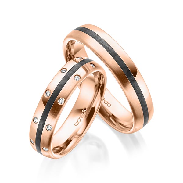 Set Carbon trouwringen in roodgoud 14 kt. met in totaal 0,096 ct. Briljant tw/si van acredo