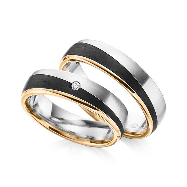 Set Carbon trouwringen in roségoud 14 kt. witgoud 14 kt. met Carbon indentation met in totaal 0,02 ct. Briljant tw/si van Eternal Touch - Y-1345-9 Set Carbon trouwringen in roségoud 14 kt. witgoud 14 kt. met Carbon indentation met in totaal 0,02 ct. Briljant tw/si van Eternal Touch - Y-1345-9
