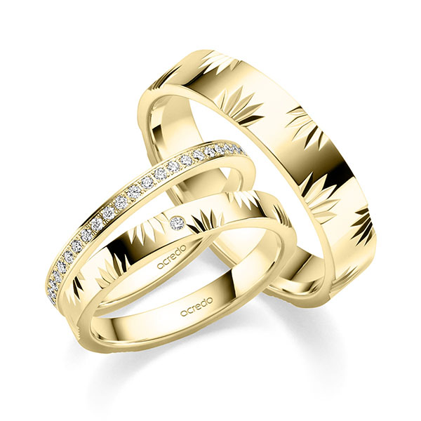 Set in geelgoud 14 kt. half gezet met in totaal 0,192 ct. Briljant tw/si van acredo