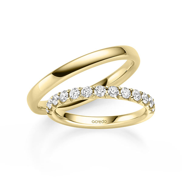 Set in geelgoud 14 kt. half gezet met in totaal 0,65 ct. Briljant tw/si van acredo
