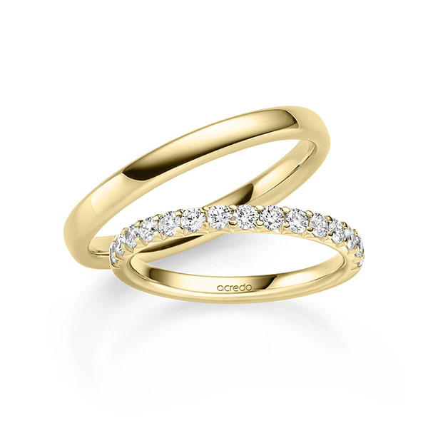 Set in geelgoud 14 kt. half gezet met in totaal 0,6 ct. Briljant tw/si van acredo