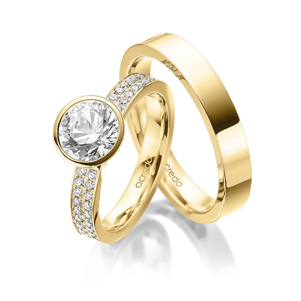 Set in geelgoud 14 kt. met 1,5 ct. + in totaal 0,36 ct. Briljanten tw,vs tw/si van acredo