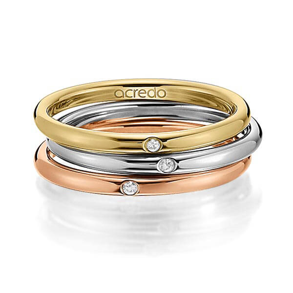 Set in geelgoud 14 kt. met in totaal 0,03 ct. Briljant tw/si van acredo