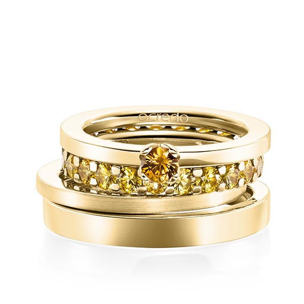 Set in geelgoud 14 kt. met in totaal 2,32 ct. Briljant Saffier Geel van acredo - A-1986-3 Set in geelgoud 14 kt. met in totaal 2,32 ct. Briljant Saffier Geel van acredo - A-1986-3