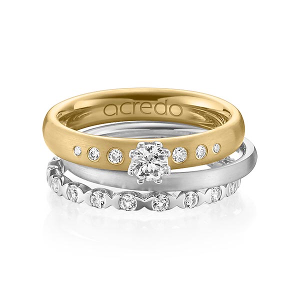 Set in geelgoud 18 kt. met in totaal 0,916 ct. Briljant tw/si tw,vs van acredo - A-1231-10 Set in geelgoud 18 kt. met in totaal 0,916 ct. Briljant tw/si tw,vs van acredo - A-1231-10
