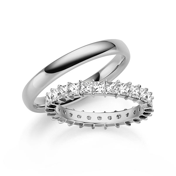 Set in Graugold 585 mit zus. 2,6 ct. tw, si von acredo Set in Graugold 585 mit zus. 2,6 ct. tw, si von acredo