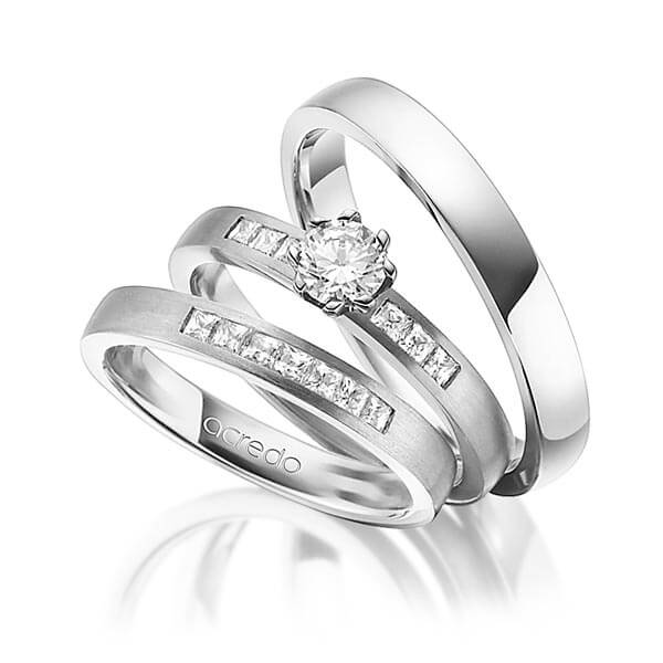 Set in grijsgoud 14 kt. met 0,4 ct. + in totaal 0,39 ct. Princess-Diamant & Briljant tw/si tw,vs van acredo