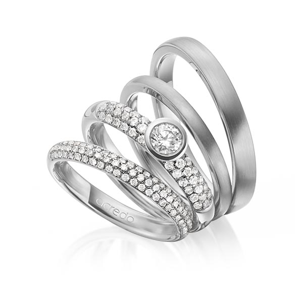 Set in grijsgoud 14 kt. met in totaal 0,99 ct. Briljant & Briljanten tw/si tw,vs van acredo