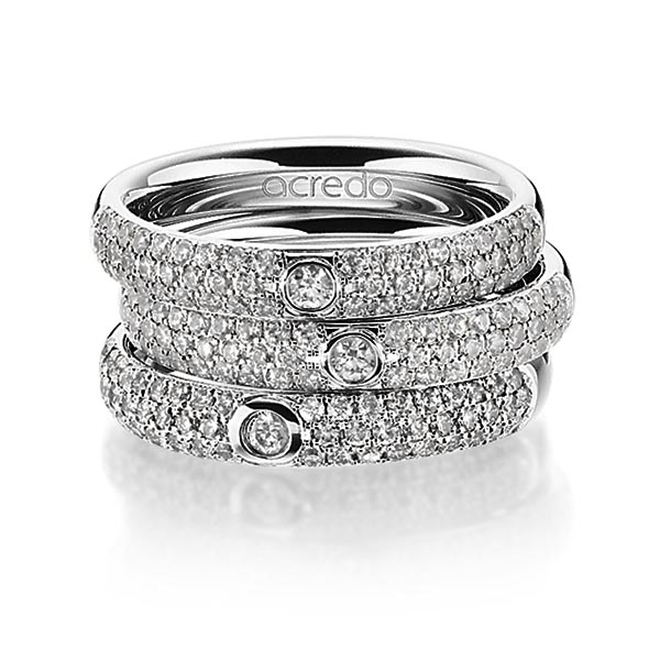 Set in grijsgoud 18 kt. met in totaal 1,476 ct. Briljant tw/si van acredo