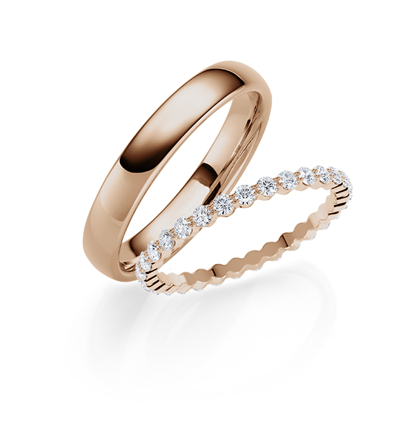 Set in Peach-Gold 585 volledig gezet met in totaal 0,58 ct. Briljant tw/si van Steinberg