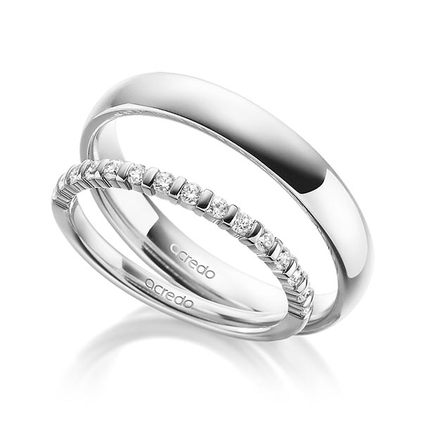 Set in platina 950 half gezet met in totaal 0,3 ct. Briljant tw,vs van acredo