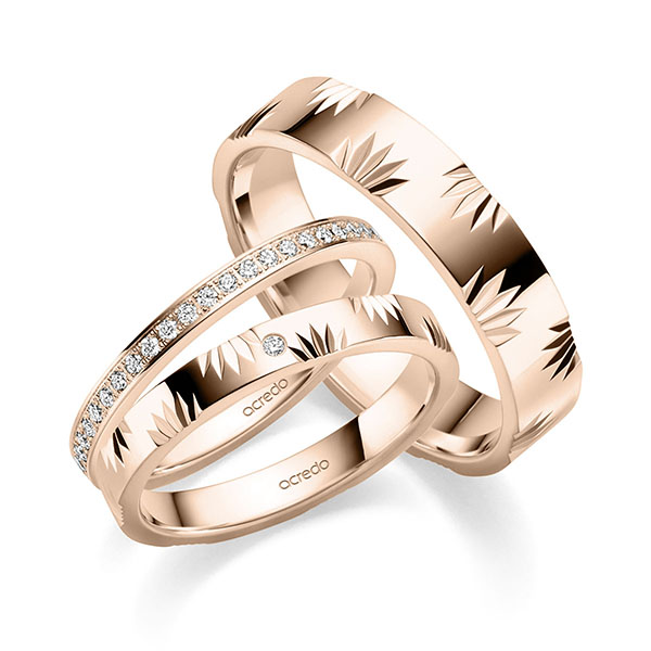 Set in roodgoud 14 kt. half gezet met in totaal 0,192 ct. Briljant tw/si van acredo