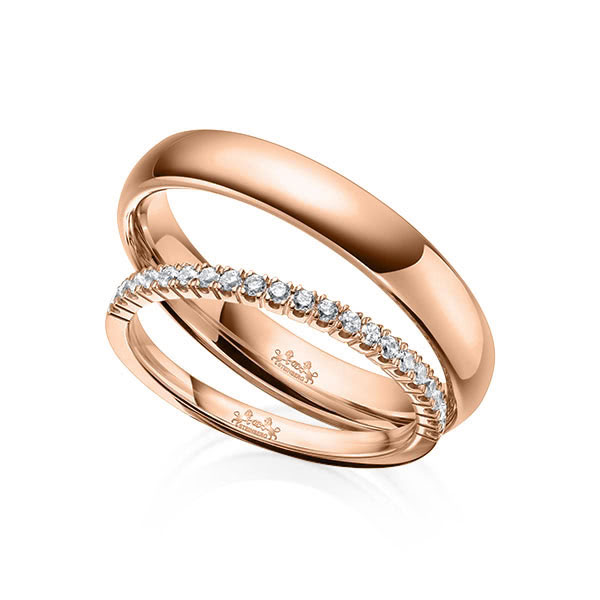 Set in roodgoud 14 kt. half gezet met in totaal 0,21 ct. Briljant tw/si van Steinberg