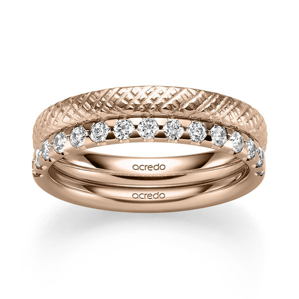 Set in roodgoud 14 kt. half gezet met in totaal 0,45 ct. Briljant tw/si van acredo