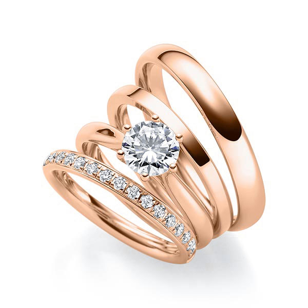 Set in roodgoud 14 kt. met 0,4 ct. + in totaal 0,26 ct. Briljant tw/si van Steinberg