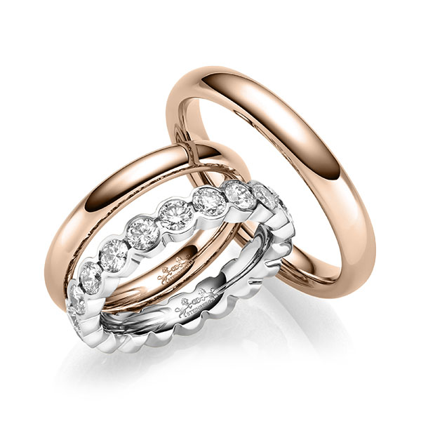 Set in roodgoud 14 kt. met in totaal 2 ct. Briljant tw/si van Steinberg