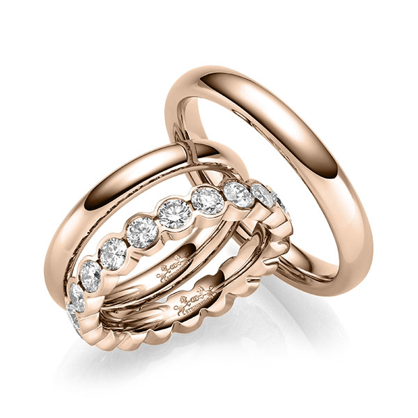 Set in roodgoud 14 kt. met in totaal 2 ct. Briljant tw/si van Steinberg