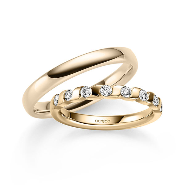 Set in roségoud 14 kt. half gezet met in totaal 0,4 ct. Briljant tw/si van acredo