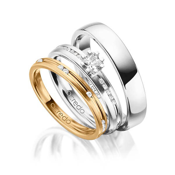 Set in roségoud 14 kt. met in totaal 0,47 ct. Briljant & Princess-Diamant tw/si van acredo