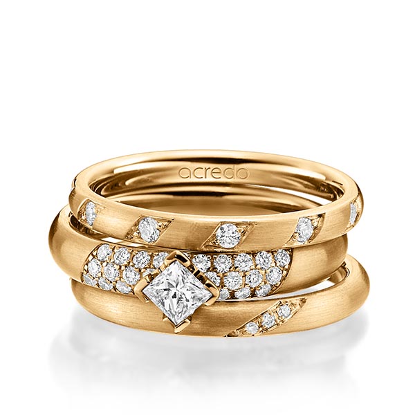 Set in roségoud 14 kt. met in totaal 0,755 ct. Briljant & Princess-Diamant tw/si van acredo