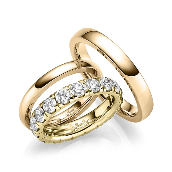 Set in roségoud 14 kt. met in totaal 2,55 ct. Briljant tw/si van Steinberg