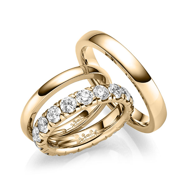 Set in roségoud 14 kt. met in totaal 2,55 ct. Briljant tw/si van Steinberg
