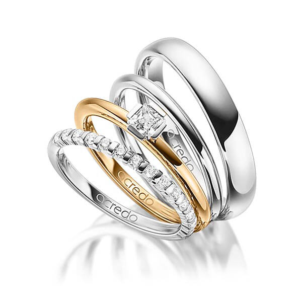Set in Weißgold 585 halbausgefasst mit zus. 0,64 ct. Brillant & Prinzess-Diamant tw, vs tw, si von acredo