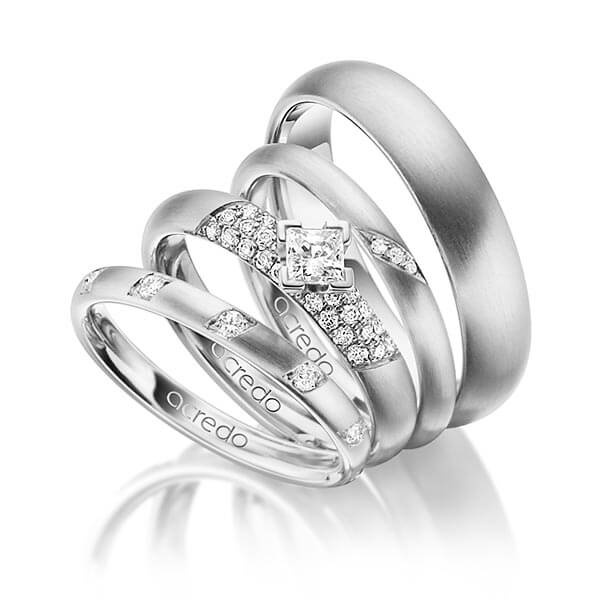 Set in Weissgold 585 mit zus. 0,755 ct. Brillant & Prinzess-Diamant tw, si von acredo