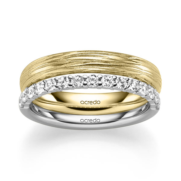 Set in witgoud 14 kt. half gezet met in totaal 0,42 ct. Briljant tw/si van acredo