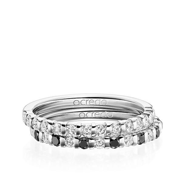 Set in witgoud 14 kt. half gezet met in totaal 0,81 ct. Briljant tw,vs tw/si Zwart van acredo - A-1984-1 Set in witgoud 14 kt. half gezet met in totaal 0,81 ct. Briljant tw,vs tw/si Zwart van acredo - A-1984-1