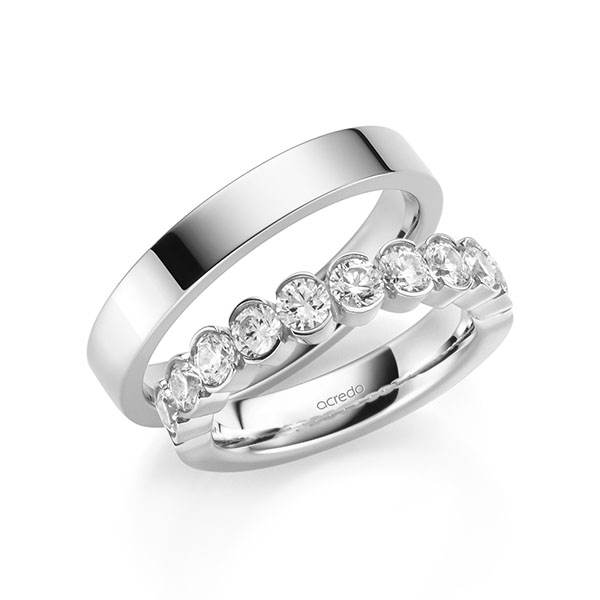 Set in witgoud 14 kt. half gezet met in totaal 1,5 ct. Briljant tw/si van acredo