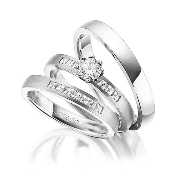 Set in witgoud 14 kt. met 0,4 ct. + in totaal 0,39 ct. Princess-Diamant & Briljant tw/si tw,vs van acredo
