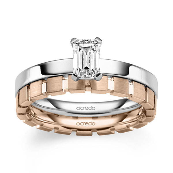 Set in witgoud 14 kt. met 0,8 ct. tw,vs van acredo