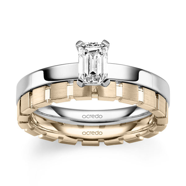 Set in witgoud 14 kt. met 0,8 ct. tw,vs van acredo