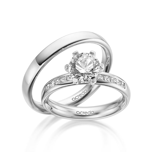 Set in witgoud 14 kt. met 1,5 ct. + in totaal 0,3 ct. Briljant tw,vs tw/si van acredo - A-1937-1 Set in witgoud 14 kt. met 1,5 ct. + in totaal 0,3 ct. Briljant tw,vs tw/si van acredo - A-1937-1