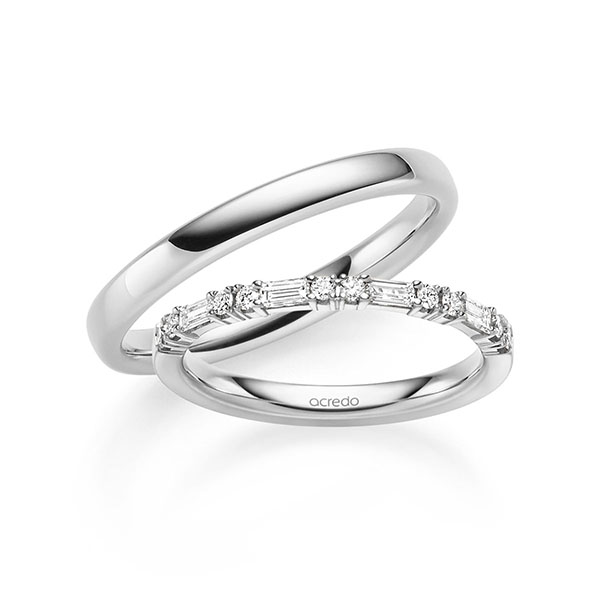 Set in witgoud 14 kt. met in totaal 0,35 ct. tw,vs van acredo